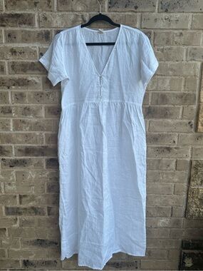 ROVE White Linen Dress with V-Neck Size Large